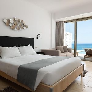 Deluxe Doppelzimmer mit Schwimmbadblick
